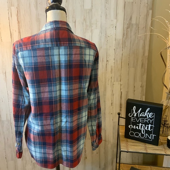 Victory Outfitters plaid button down. Size L - Picture 3 of 4